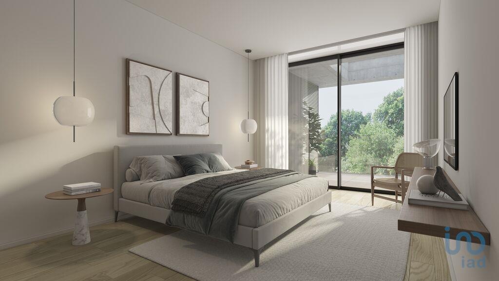 Apartment in Vila Nova de Gaia (Santa Marinha) - view 1
