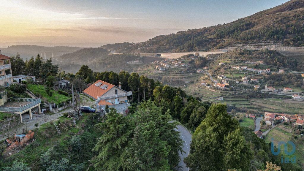 House in Amarante - view 1