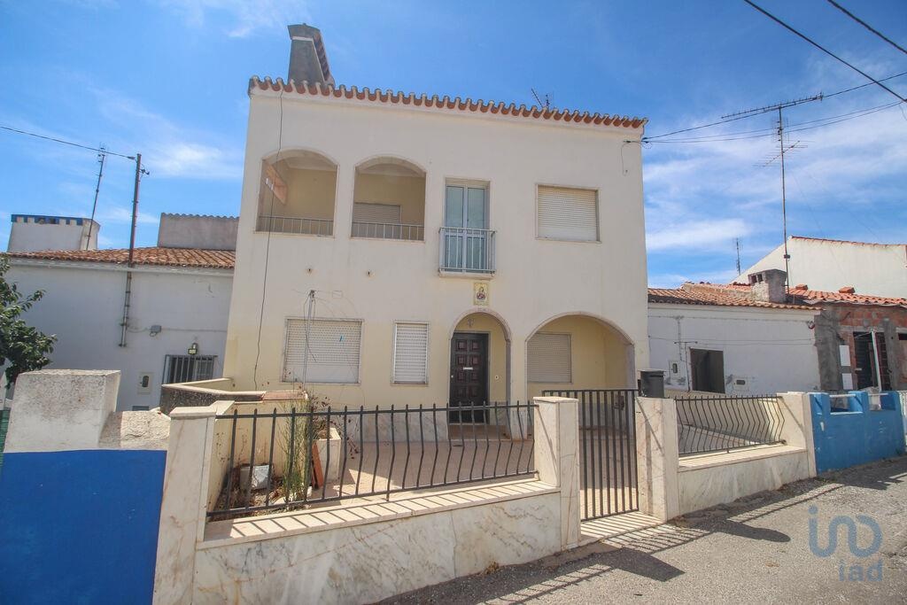 House in Rio de Moinhos - view 1