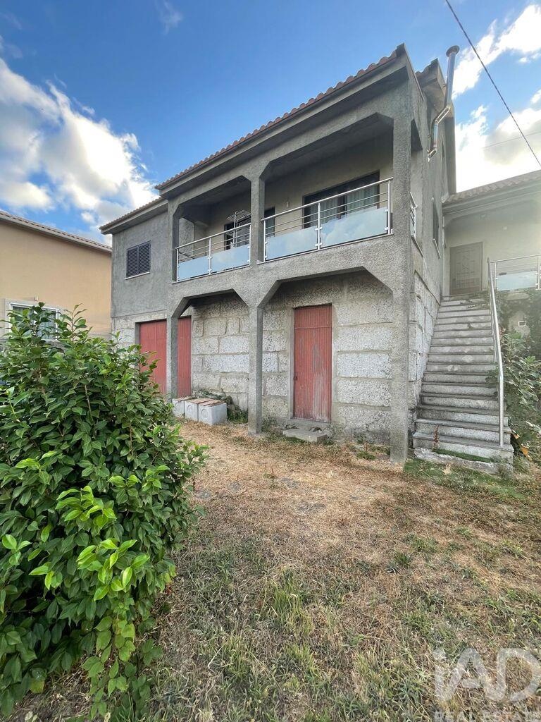 House in Chaves - view 1