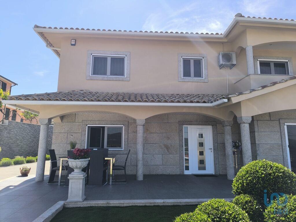 House in Chaves - view 1