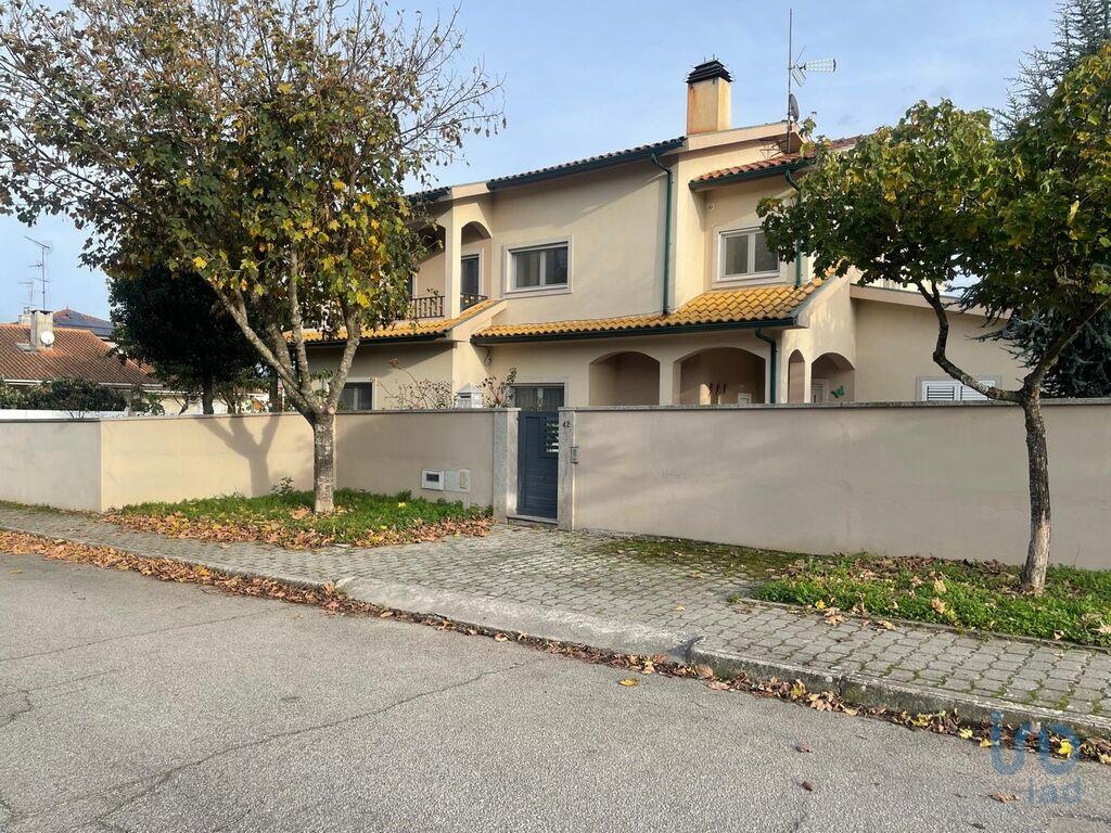 House in Chaves - view 1