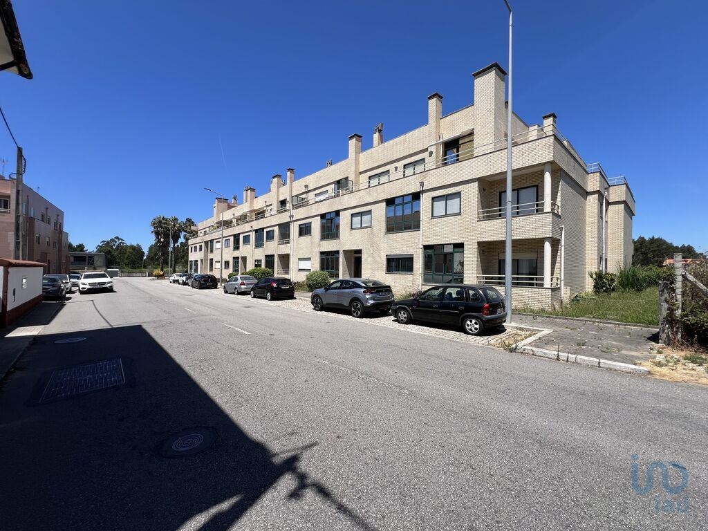 Apartment in Vila Nova de Gaia (Santa Marinha) - view 1