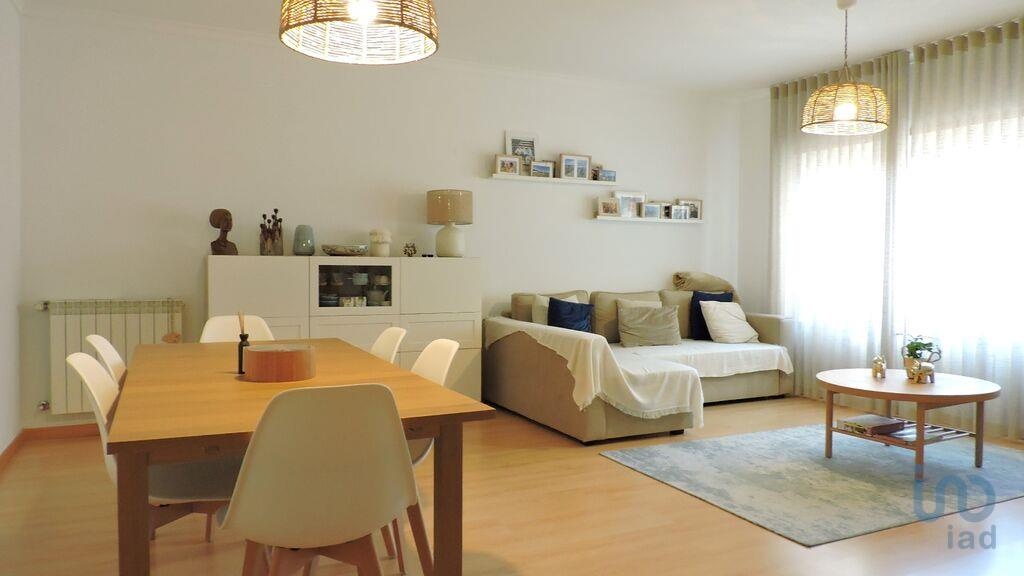 Apartment in Cascais - view 1