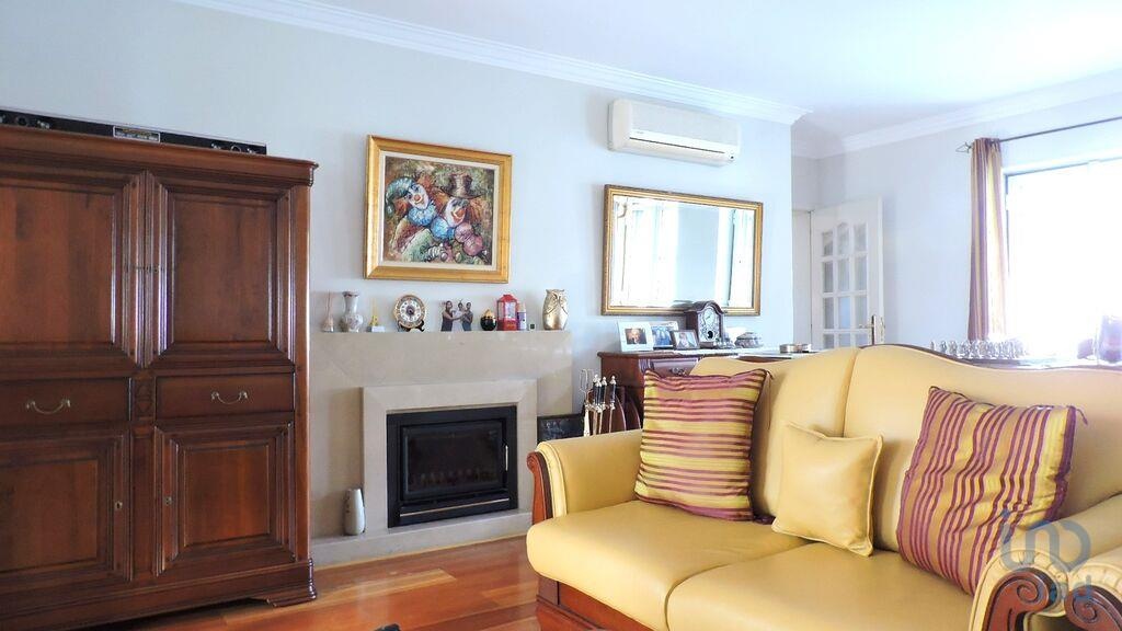 House in Cascais - view 1