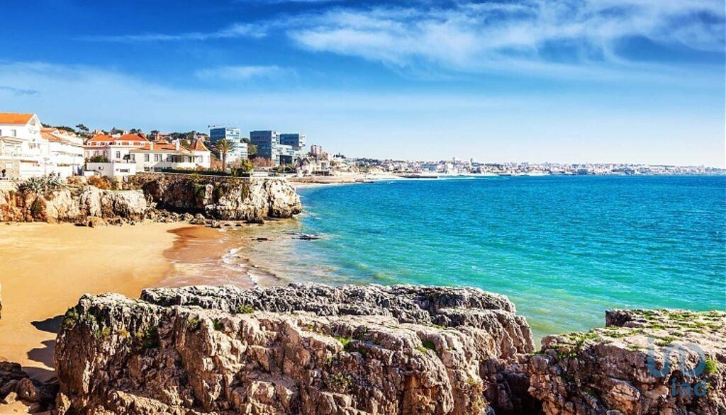Apartment in Cascais - view 1