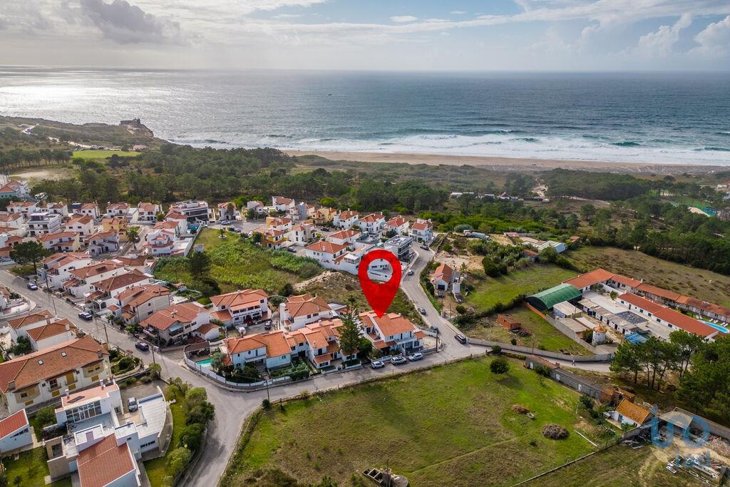 House in Nazare - view 1