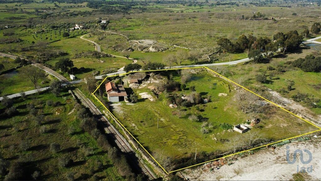 House in Castelo de Vide - view 1