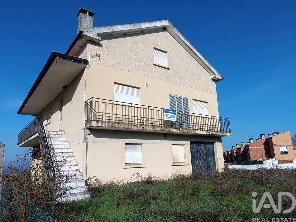 House in Vimioso - view 1