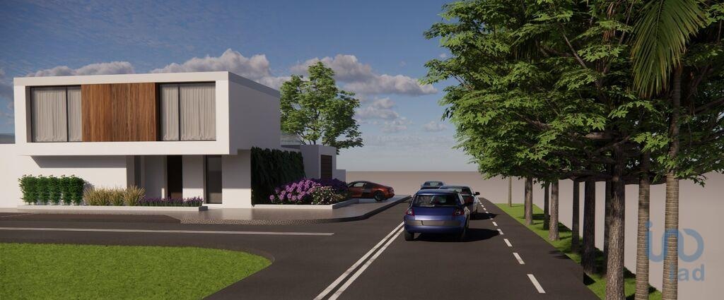 House in Torres Vedras - view 1