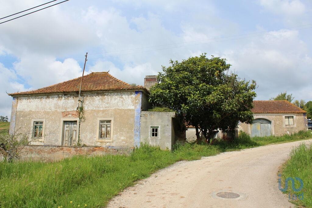 House in Caldas da Rainha - view 1