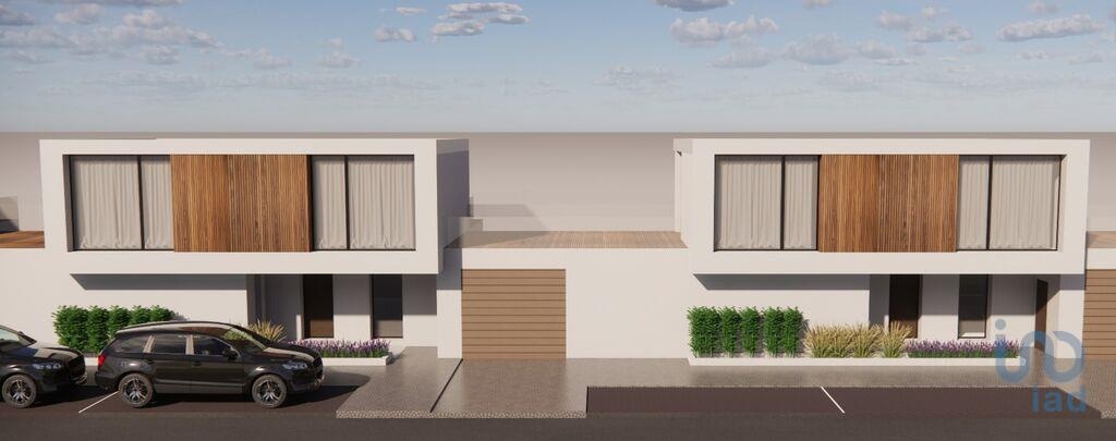 House in Torres Vedras - view 1