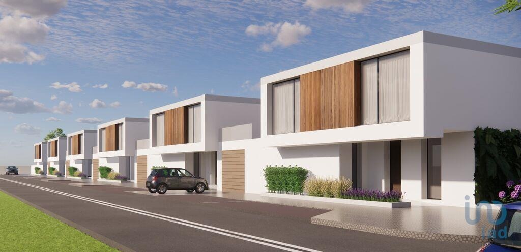 House in Torres Vedras - view 1