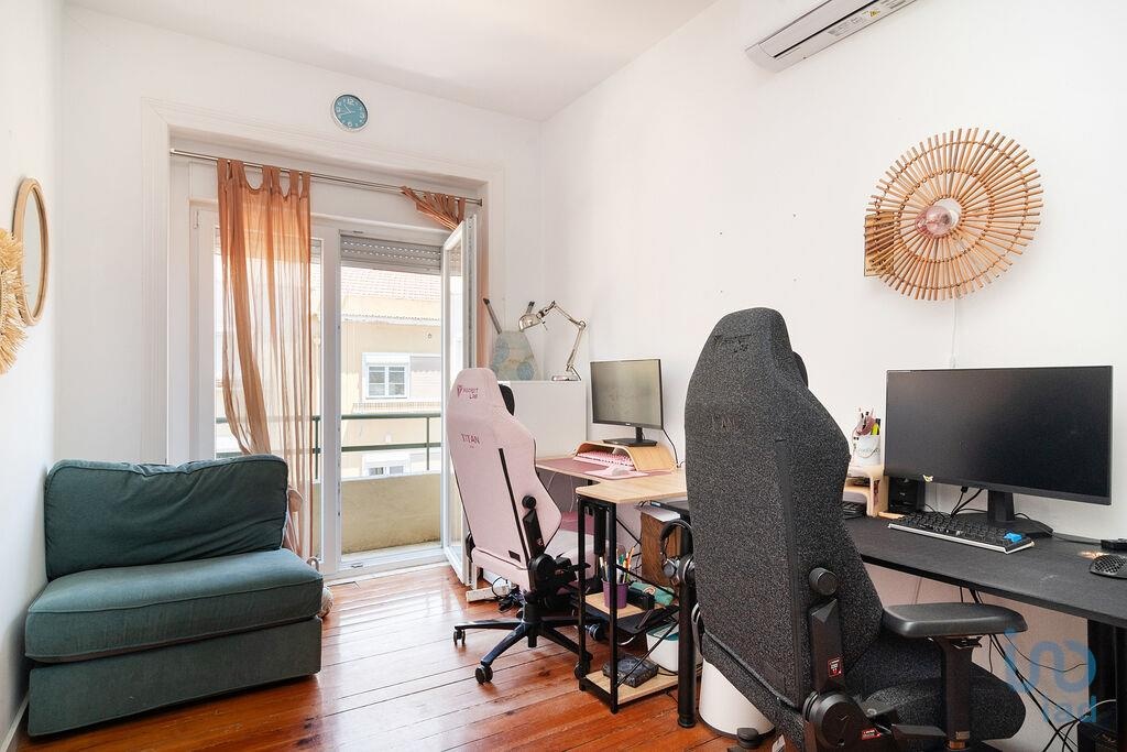 Apartment in Lisbon - view 1