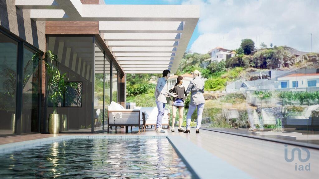 House in Arco da Calheta - view 1