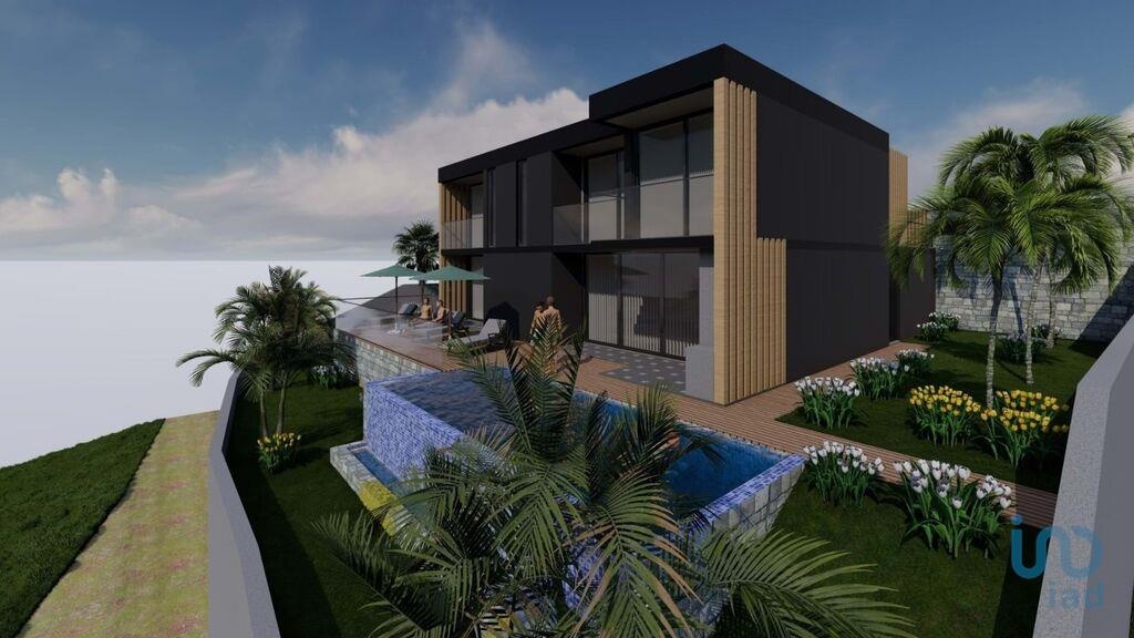 House in Arco da Calheta - view 1