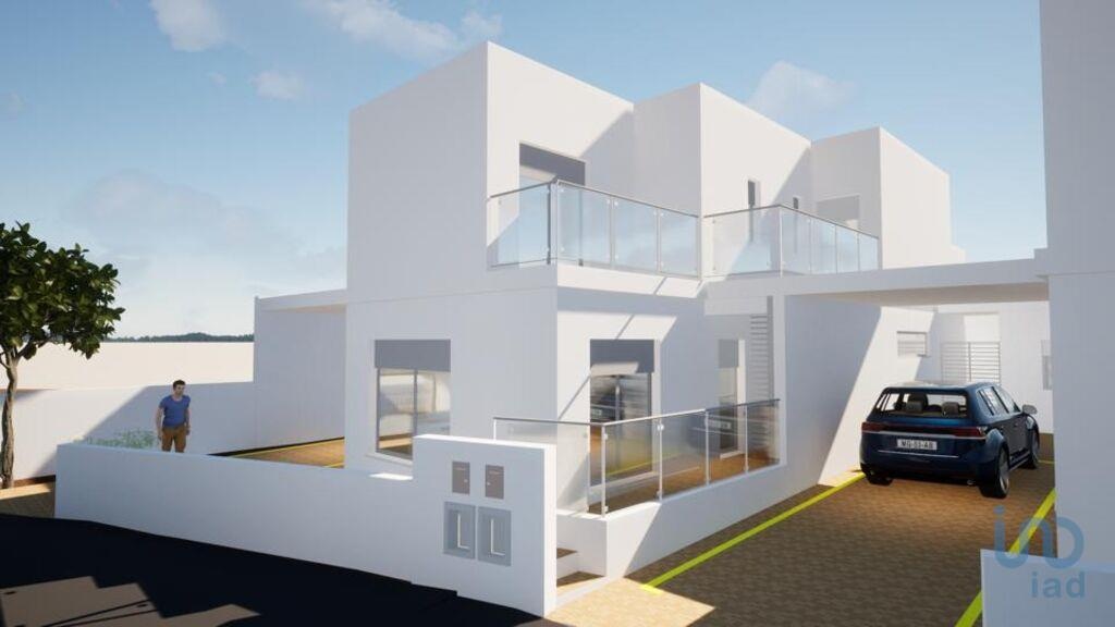 House in Torres Vedras - view 1