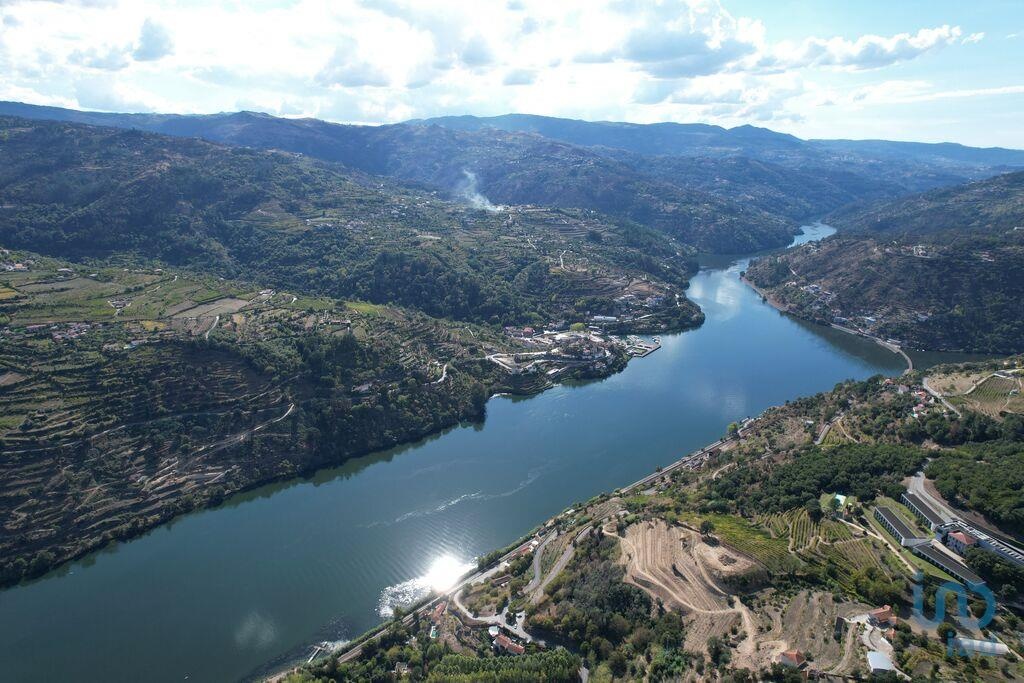 House in Santa Cruz do Douro - view 1