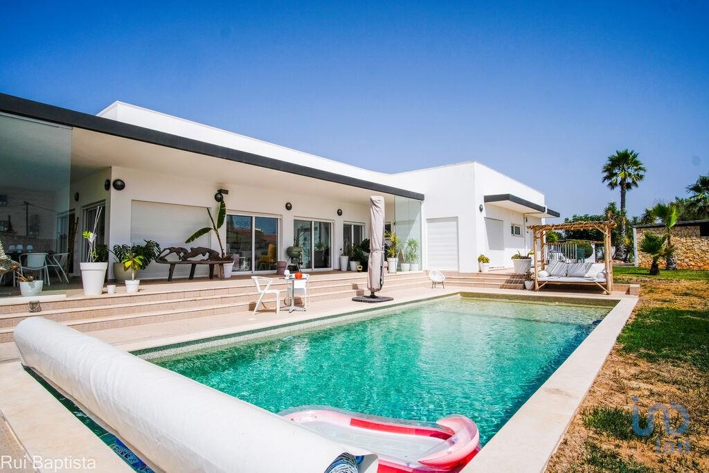 House in Portimao - view 1
