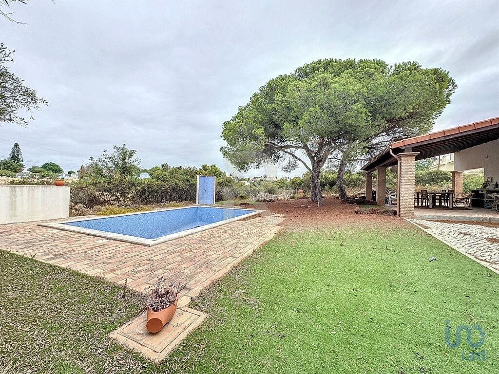 House in Lagoa - view 1