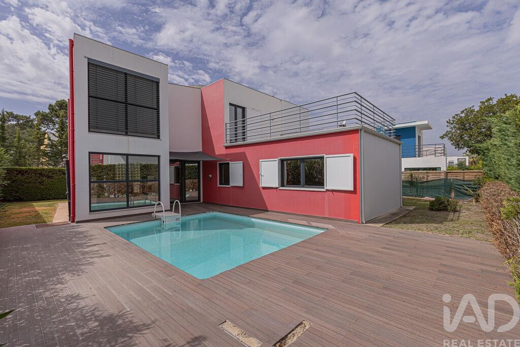 House in Quinta do Anjo - view 1