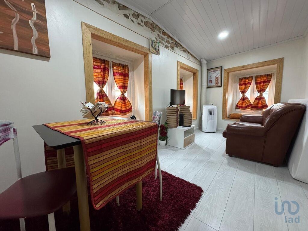 House in Tomar - view 1
