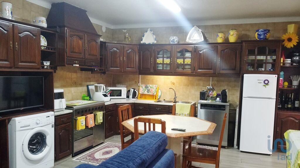 House in Cadaval - view 1