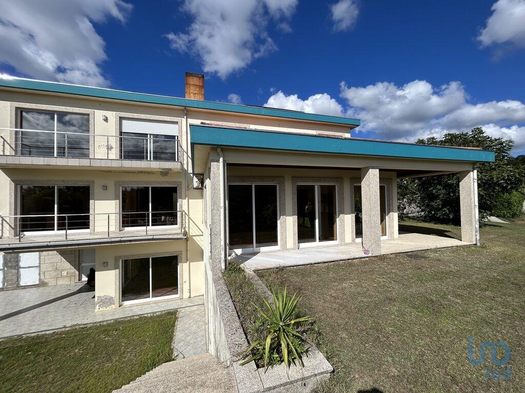 House in Povoa de Lanhoso - view 1