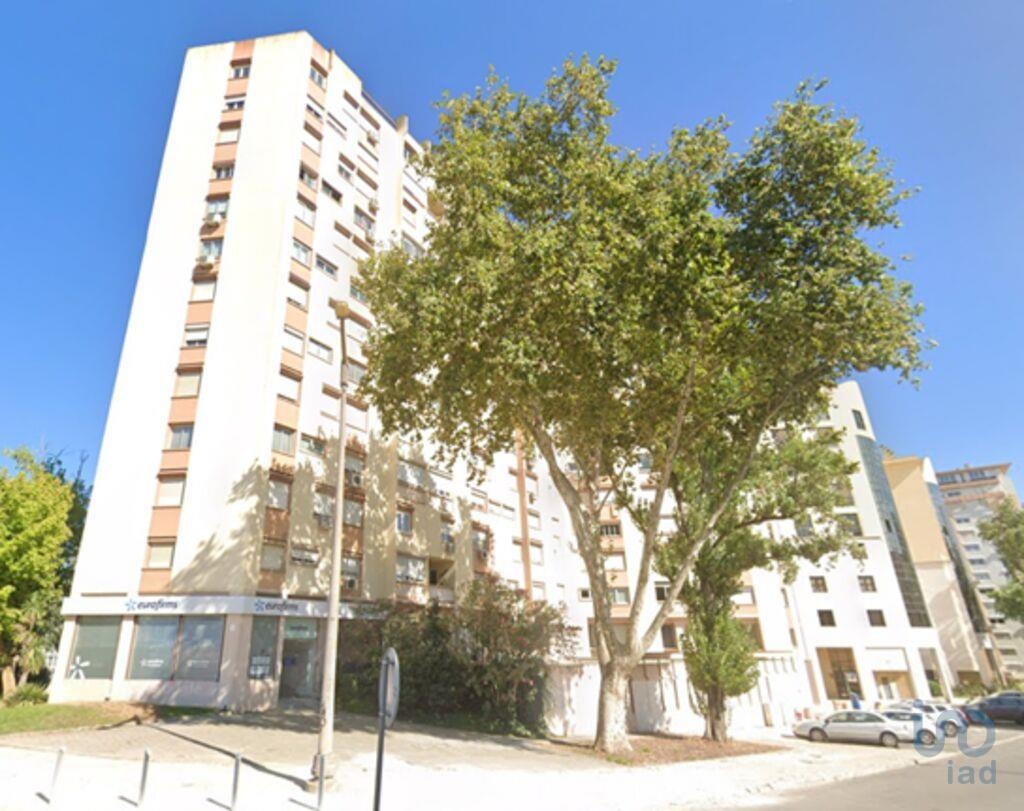 House in Lisbon - view 1