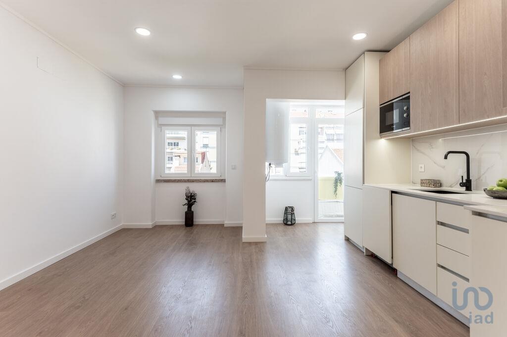 Apartment in Lisbon - view 1