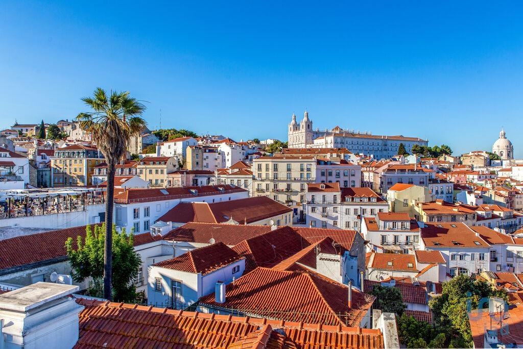 House in Lisbon - view 1