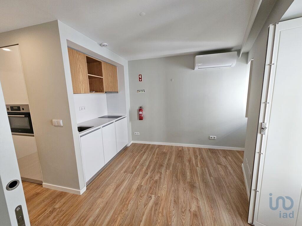 Apartment in Lisbon - view 1