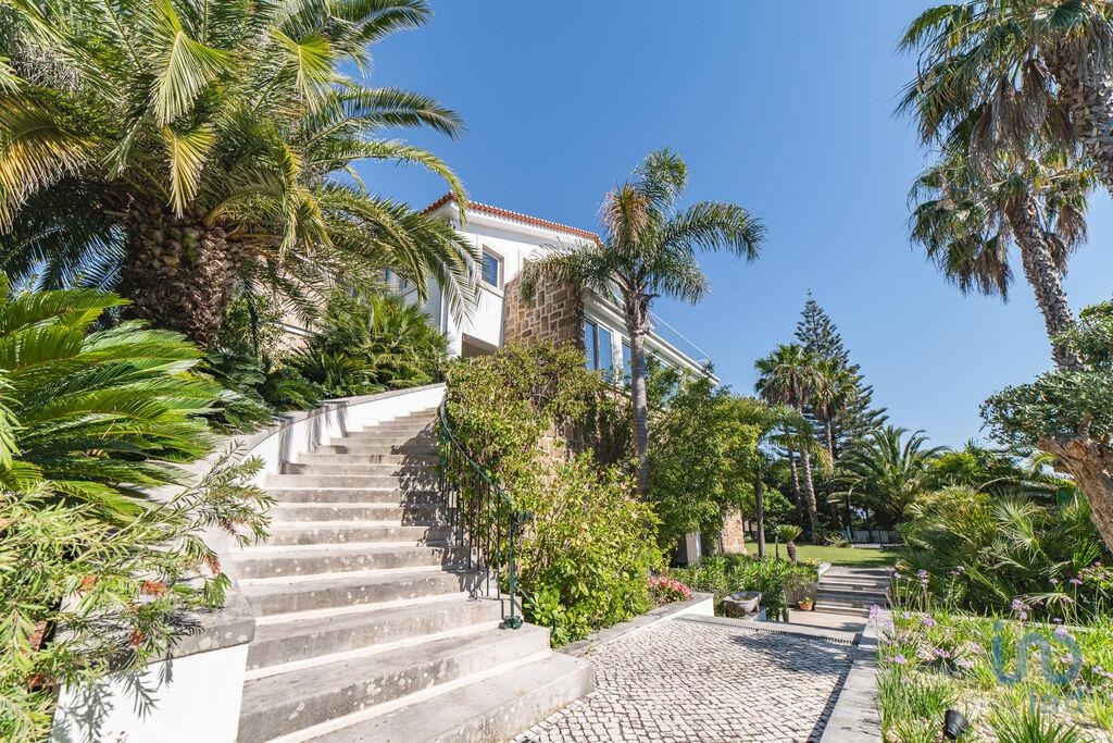 House in Cascais - view 1