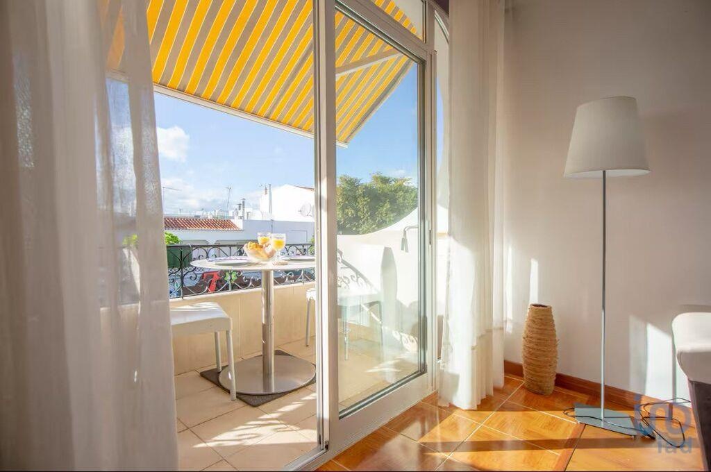 Apartment in Correeira - view 1
