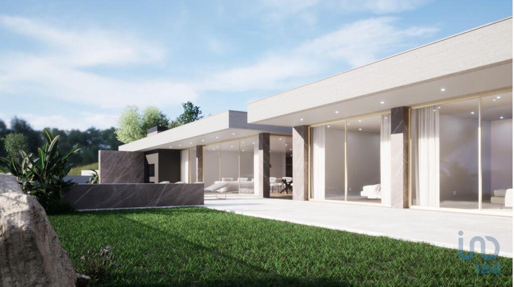 House in Arco da Calheta - view 1