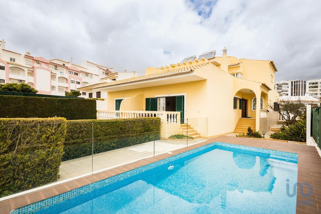 House in Portimao - view 1