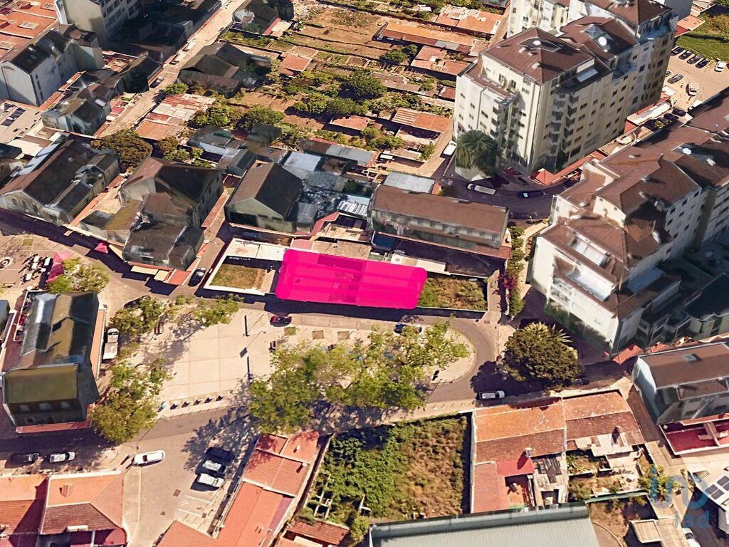 Land in Lisbon - view 1