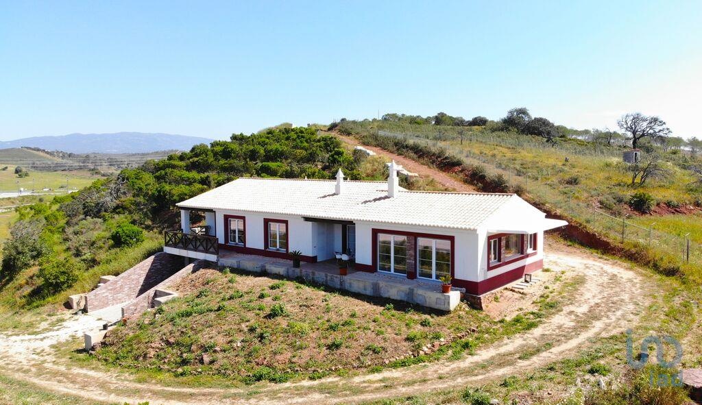 House in Portimao - view 1