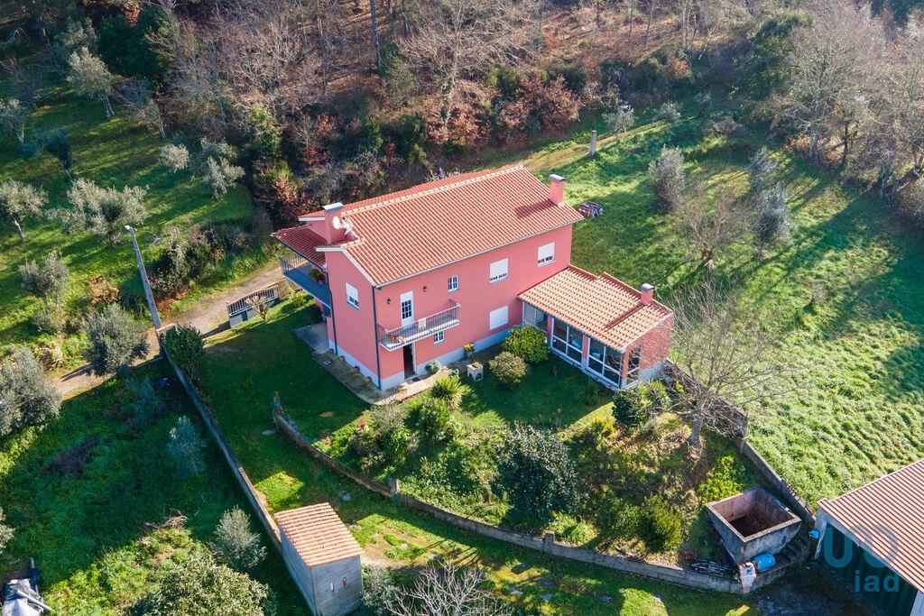 House in Arganil - view 1