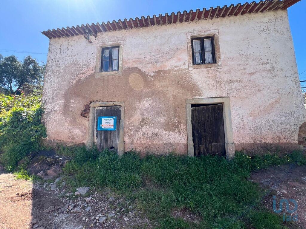 House in Coimbra - view 1