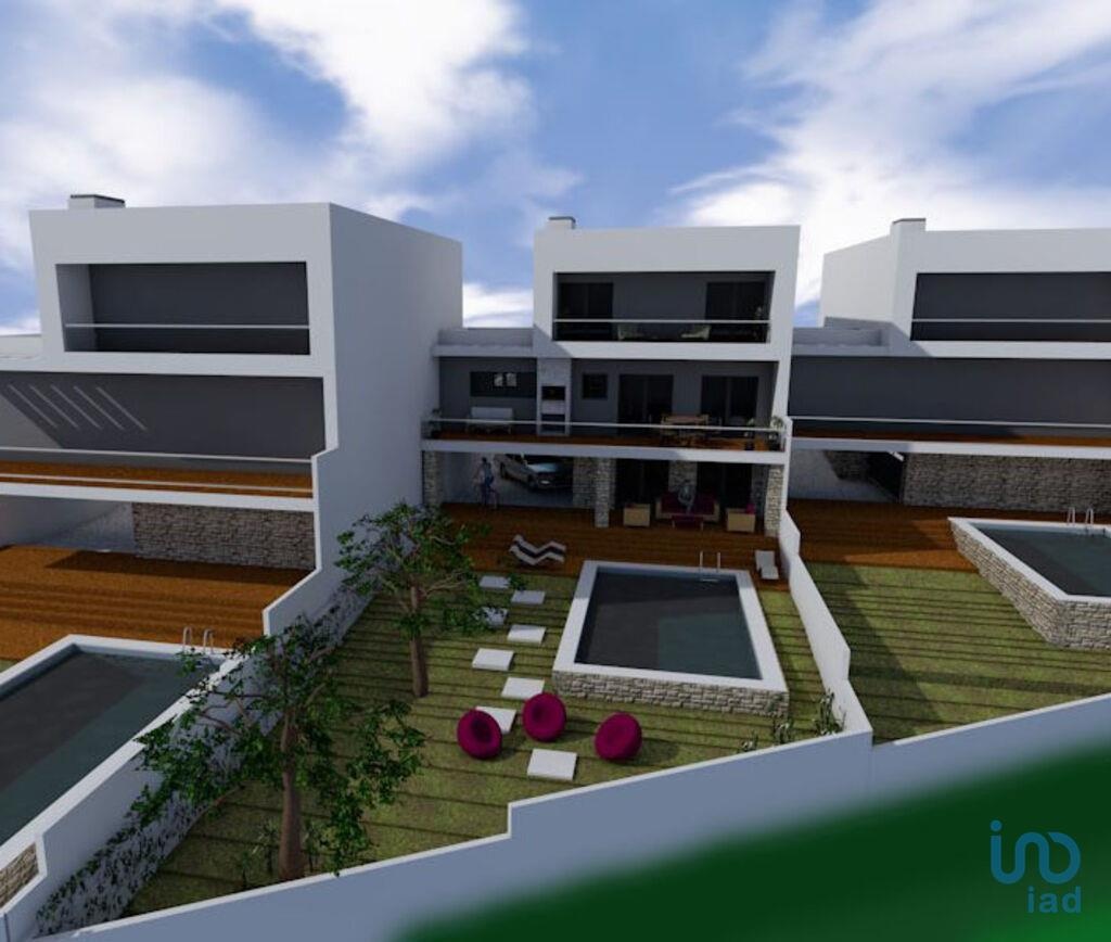 House in Torres Vedras - view 1