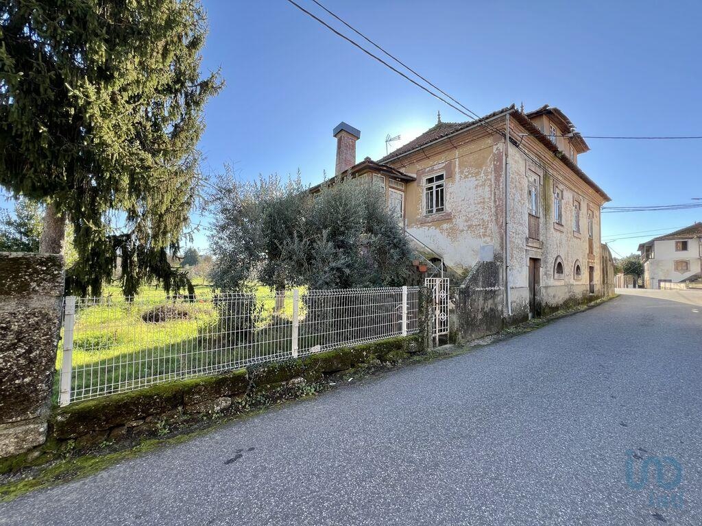 House in Tondela - view 1