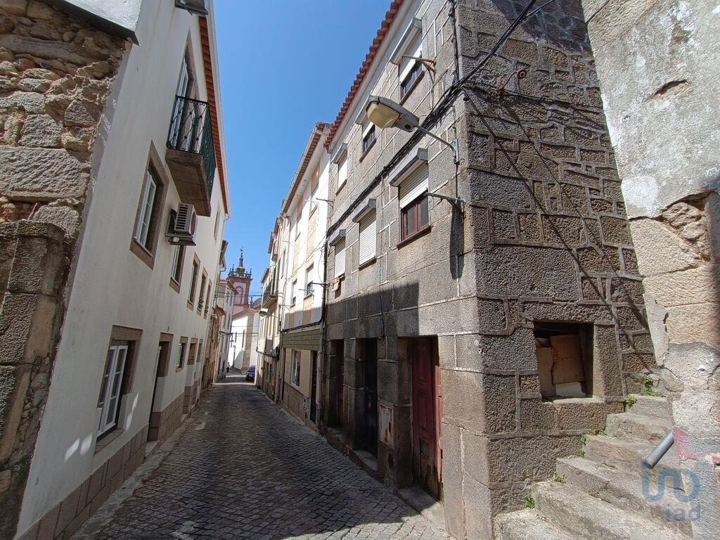 House in Gouveia - view 1