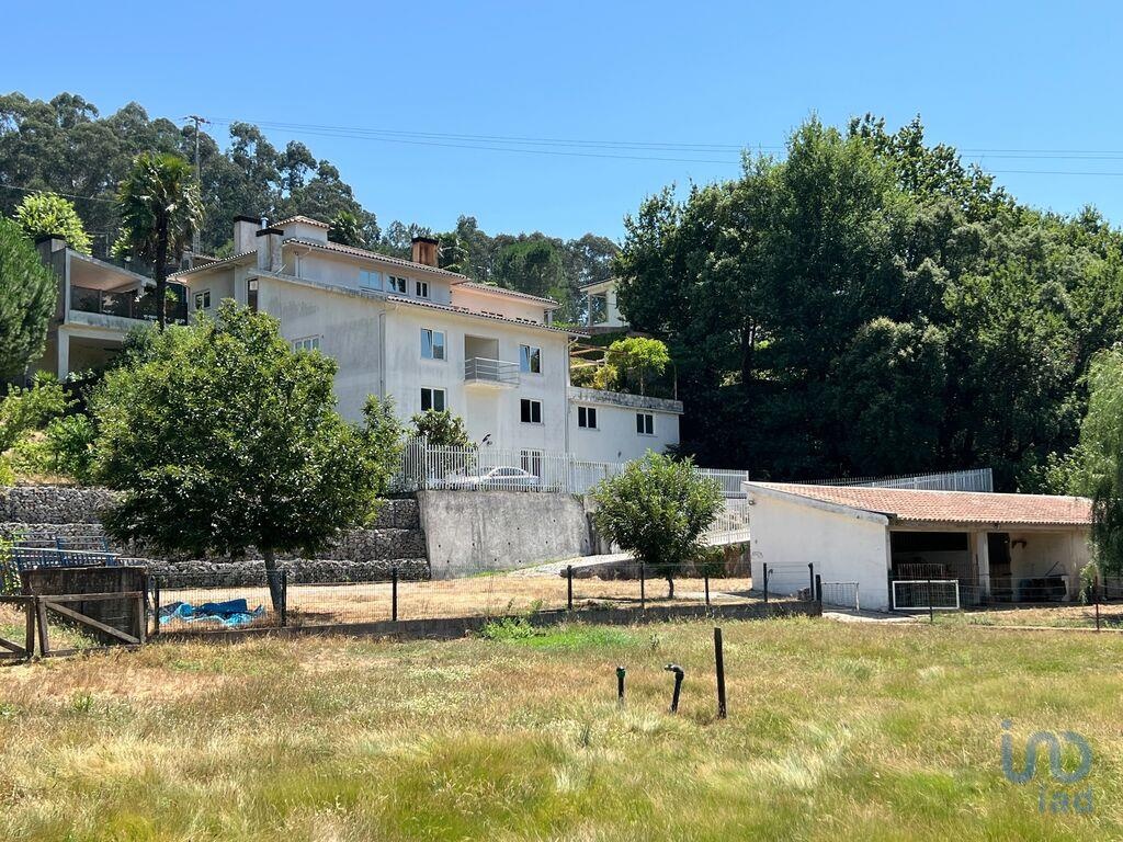 House in Tondela - view 1