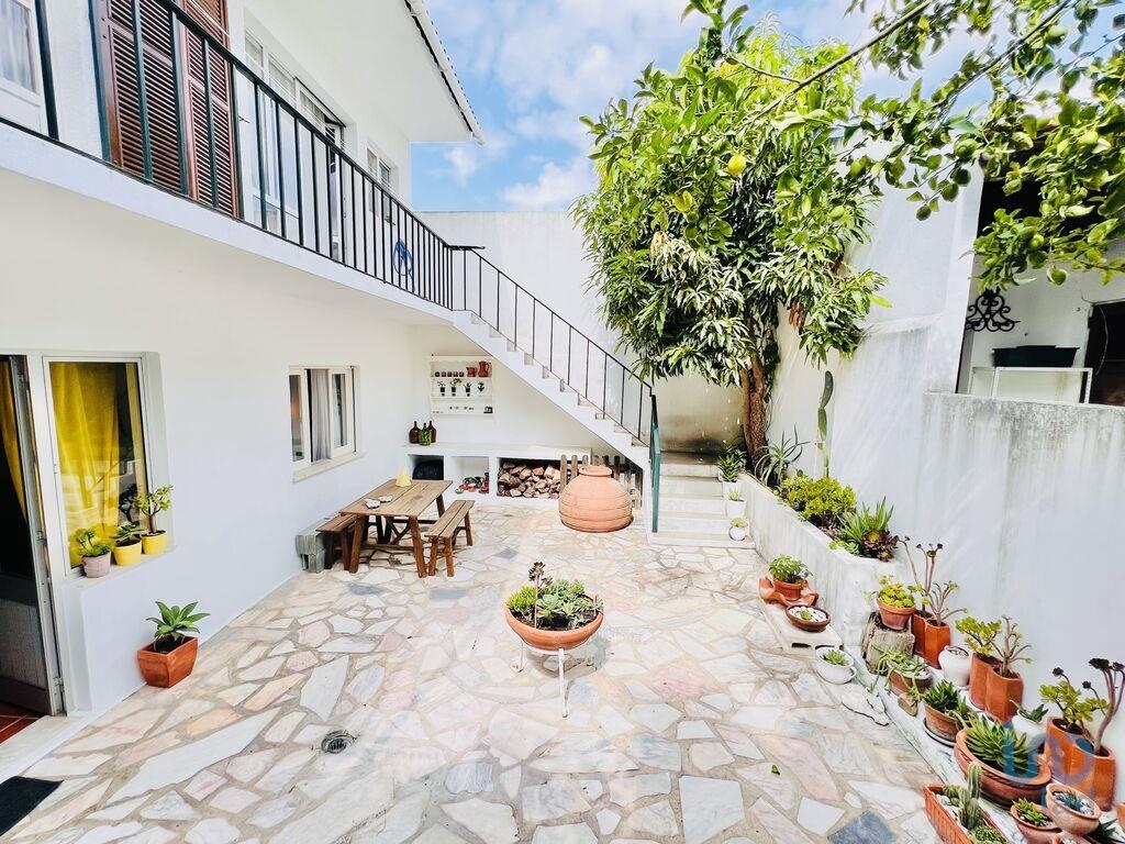House in Fazendas de Almeirim - view 1