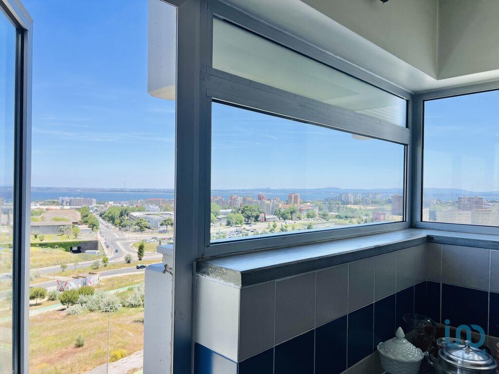 Apartment in Lisbon - view 1