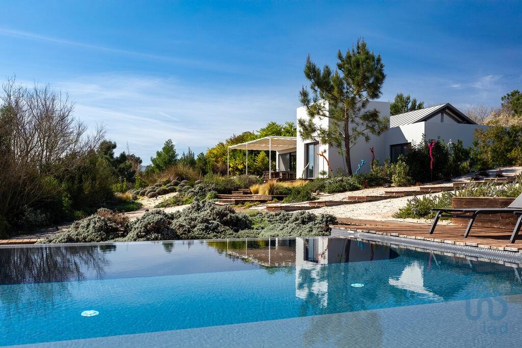 House in Alcacer do Sal - view 1