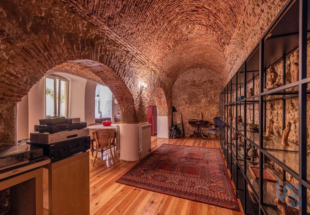 Apartment in Lisbon - view 1