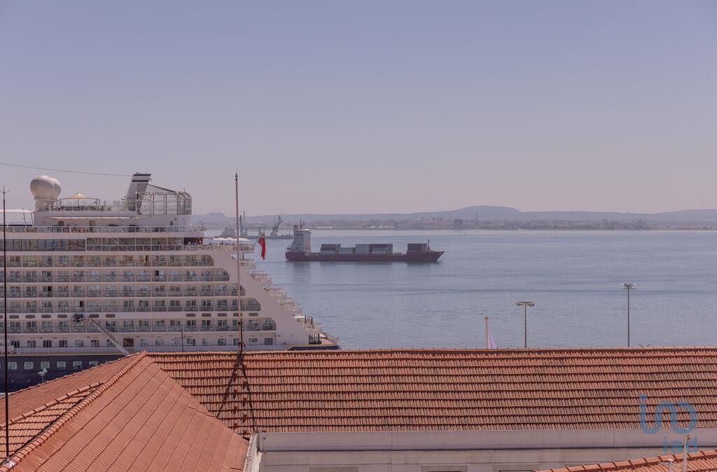 Apartment in Lisbon - view 1
