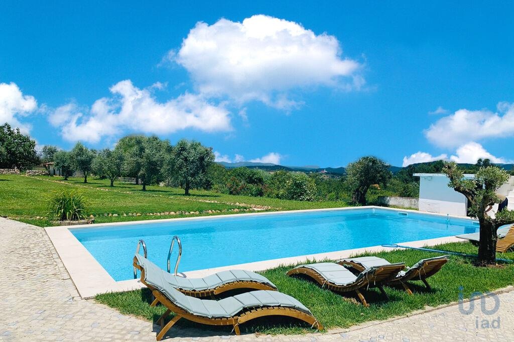 House in Ferreira do Zezere - view 1